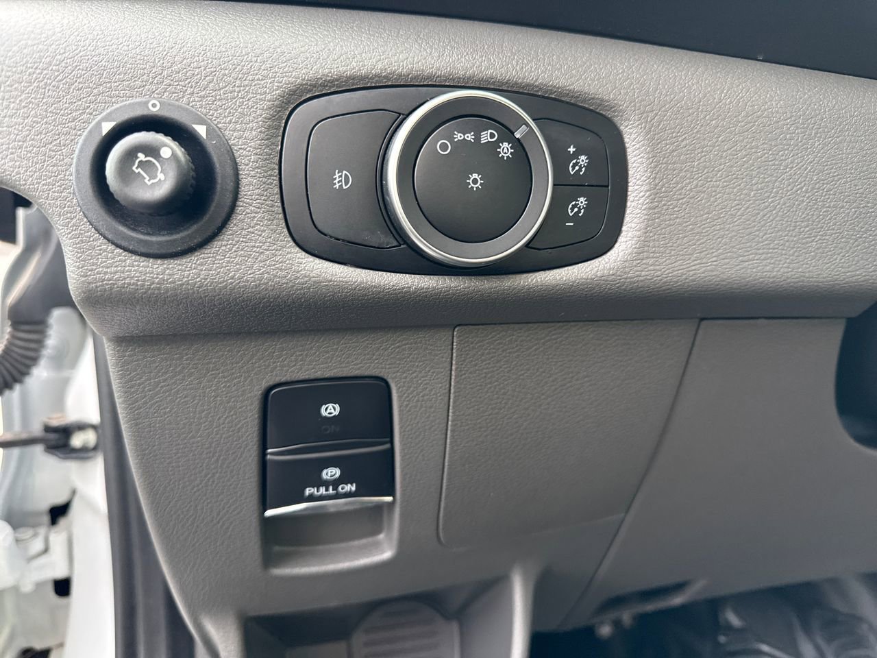 Used 2023 Ford Transit 250 Low Roof AWD w/ Exterior Upgrade Package image 18