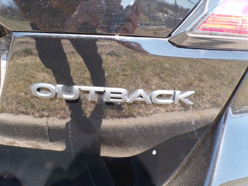 Used 2023 Subaru Outback Onyx Edition image 5