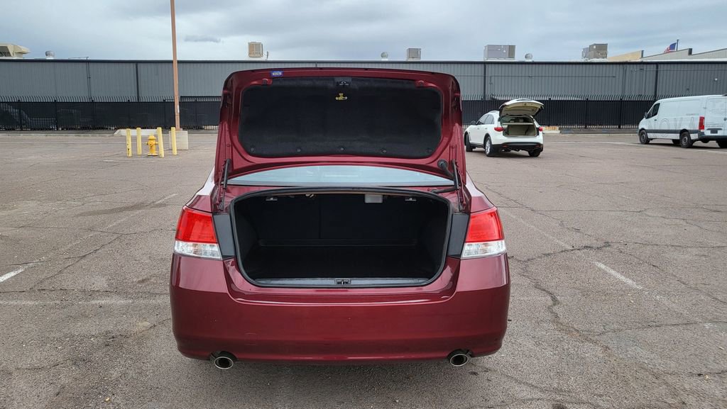 Used 2012 Subaru Legacy 3.6R Limited image 11