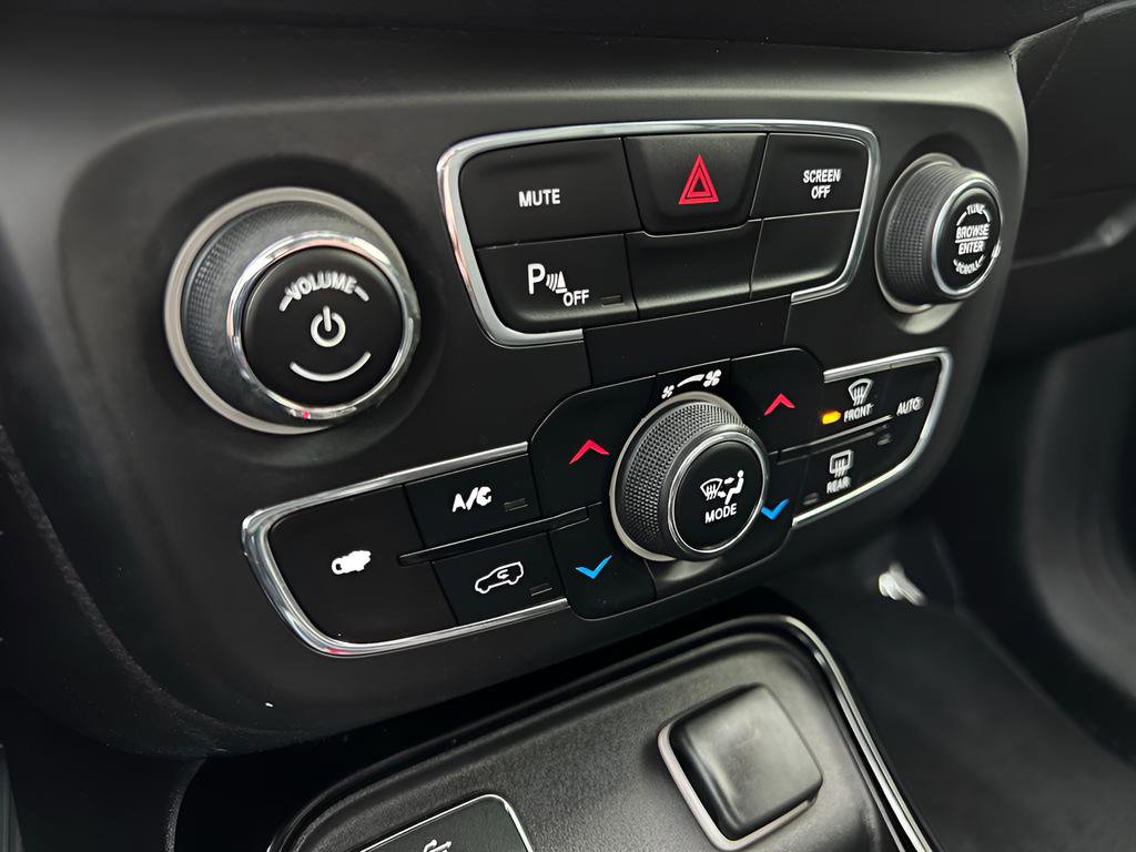 Used 2018 Jeep Compass Limited w/ Safe & Security Group FWD image 48