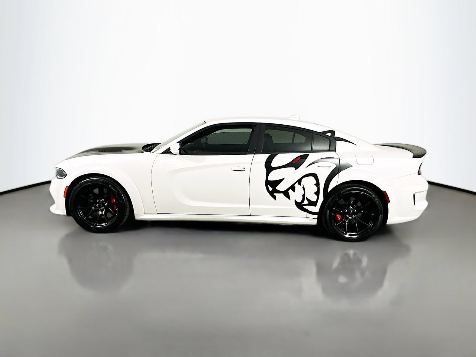 Used 2023 Dodge Charger SRT Hellcat RWD image 4