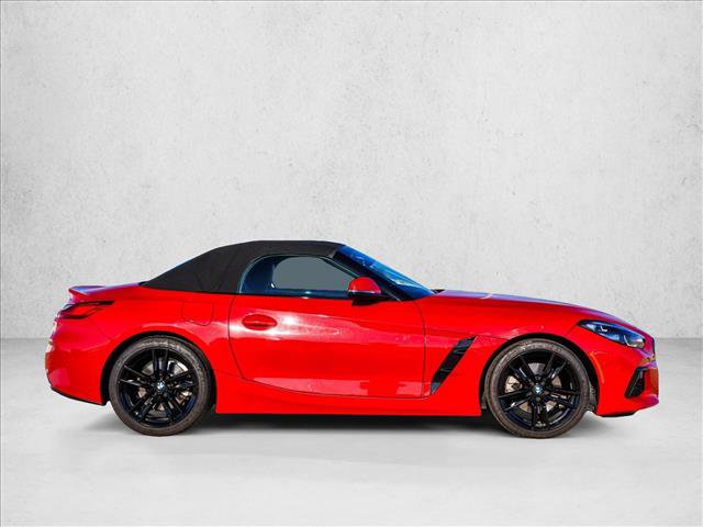 Used 2022 BMW Z4 sDrive30i w/ M Sport Package RWD image 4