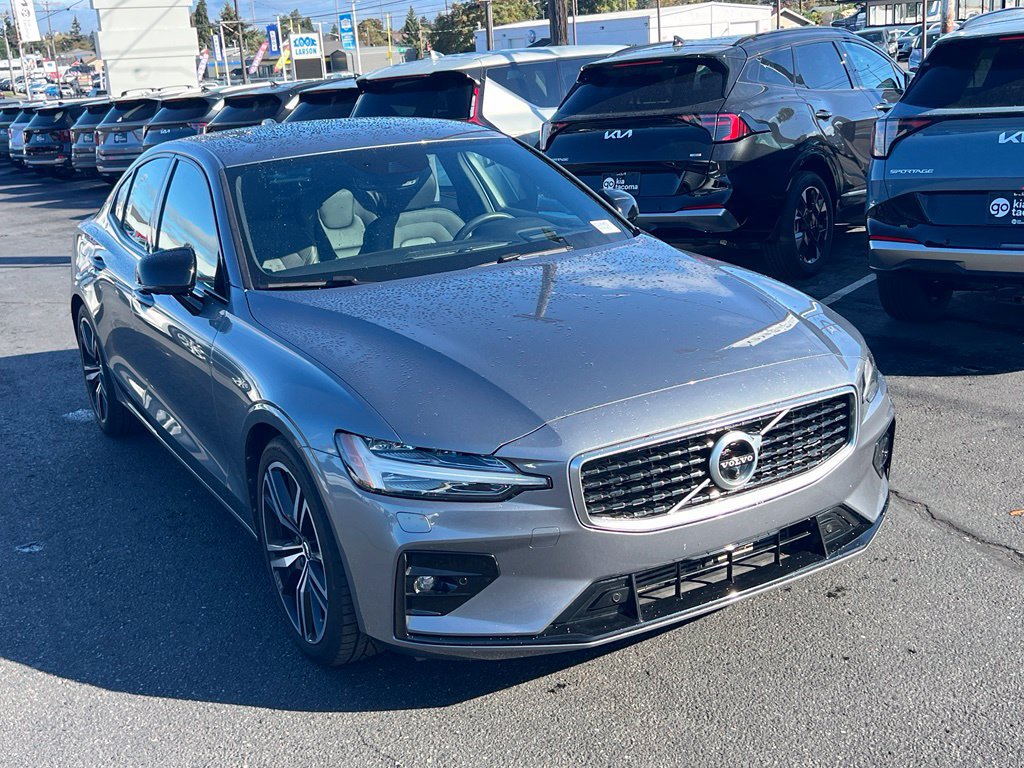 Used 2019 Volvo S60 T5 R-Design FWD image 7