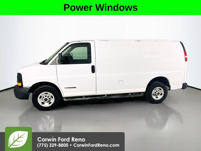 Used 2005 GMC Savana 2500 RWD image 4
