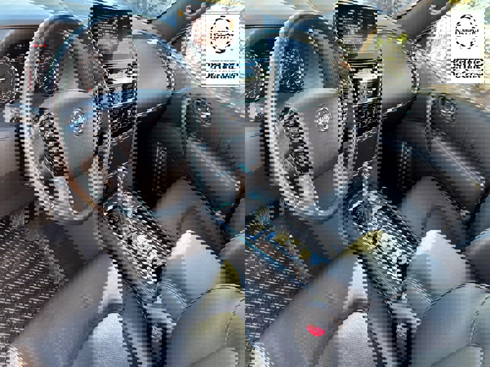 Certified 2024 Nissan Armada SL w/ Midnight Edition Package image 19