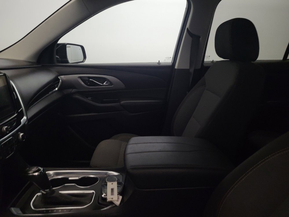 Used 2019 Chevrolet Traverse LT AWD/4WD image 17