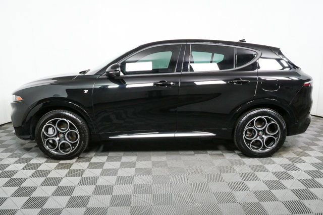 Used 2024 Alfa Romeo Tonale Ti image 34