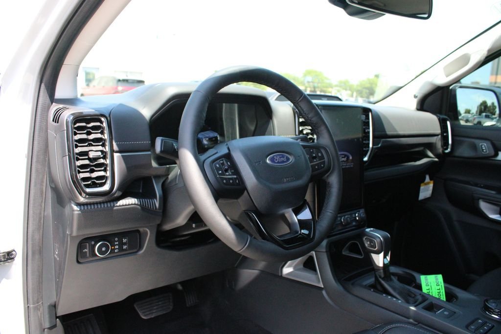 New 2026 Ford Ranger Lariat AWD/4WD image 2