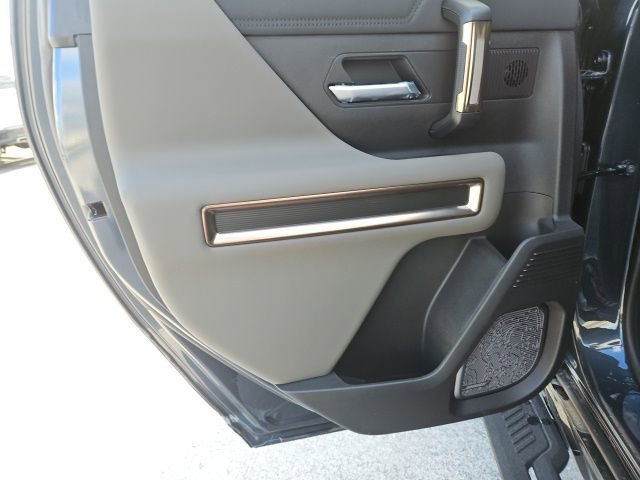 New 2025 GMC Hummer EV 2X AWD/4WD image 15