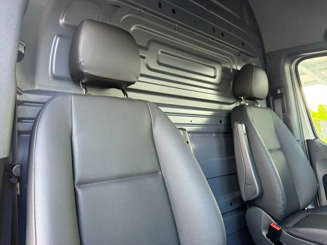New 2026 Mercedes-Benz Sprinter 2500 image 16