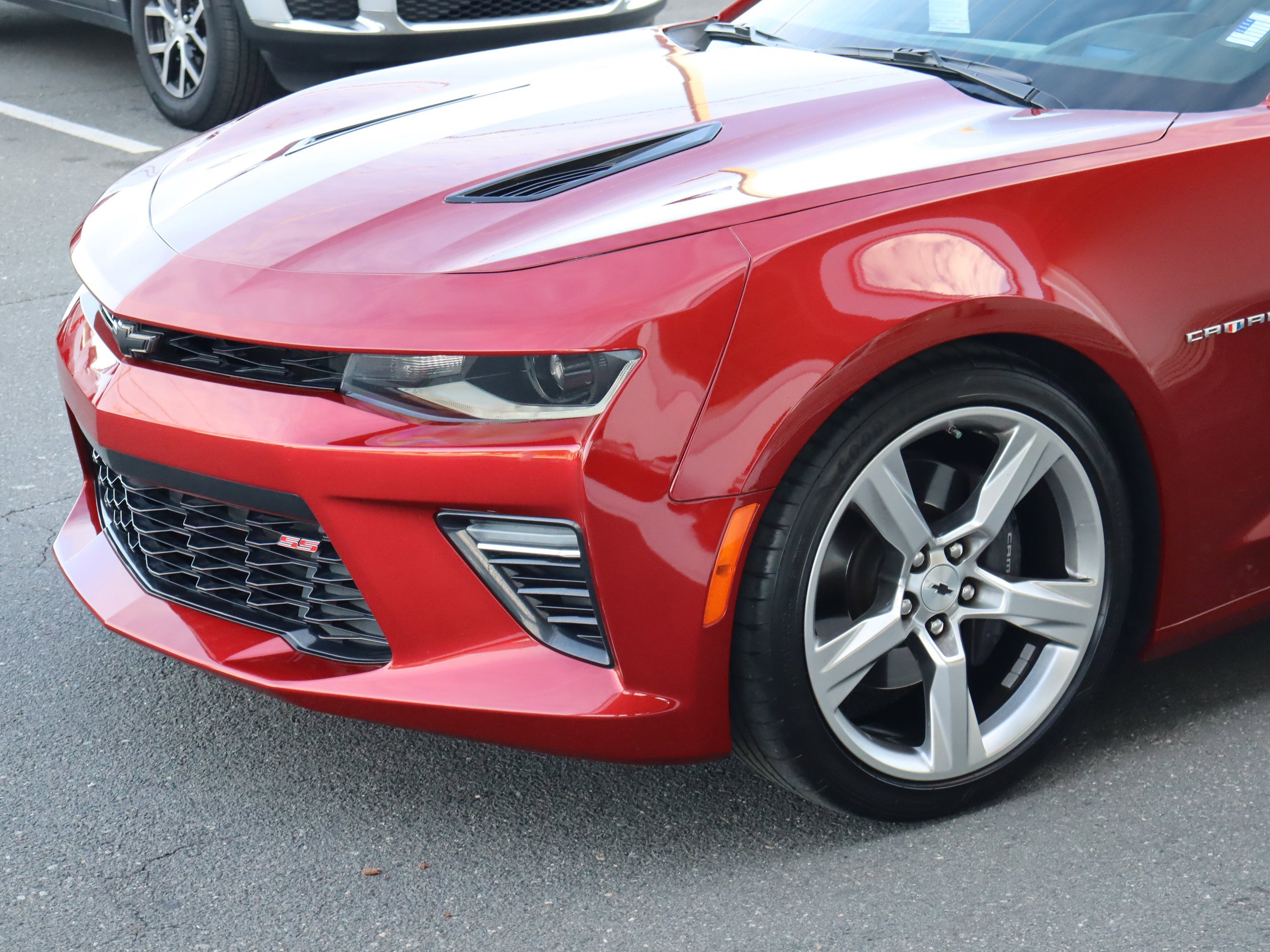 Used 2018 Chevrolet Camaro SS image 6