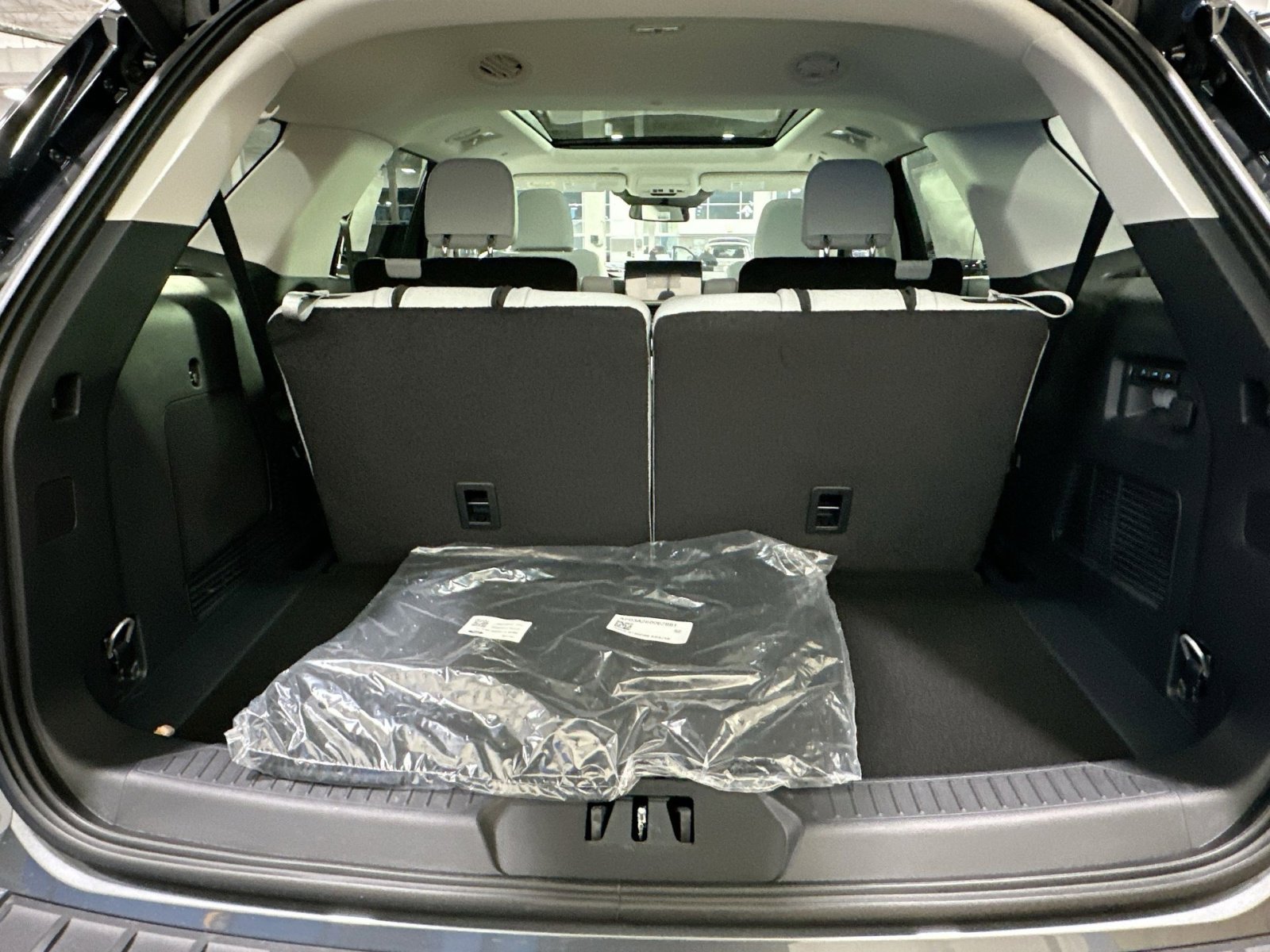 New 2026 Ford Explorer Platinum w/ LUX Leather Package image 34