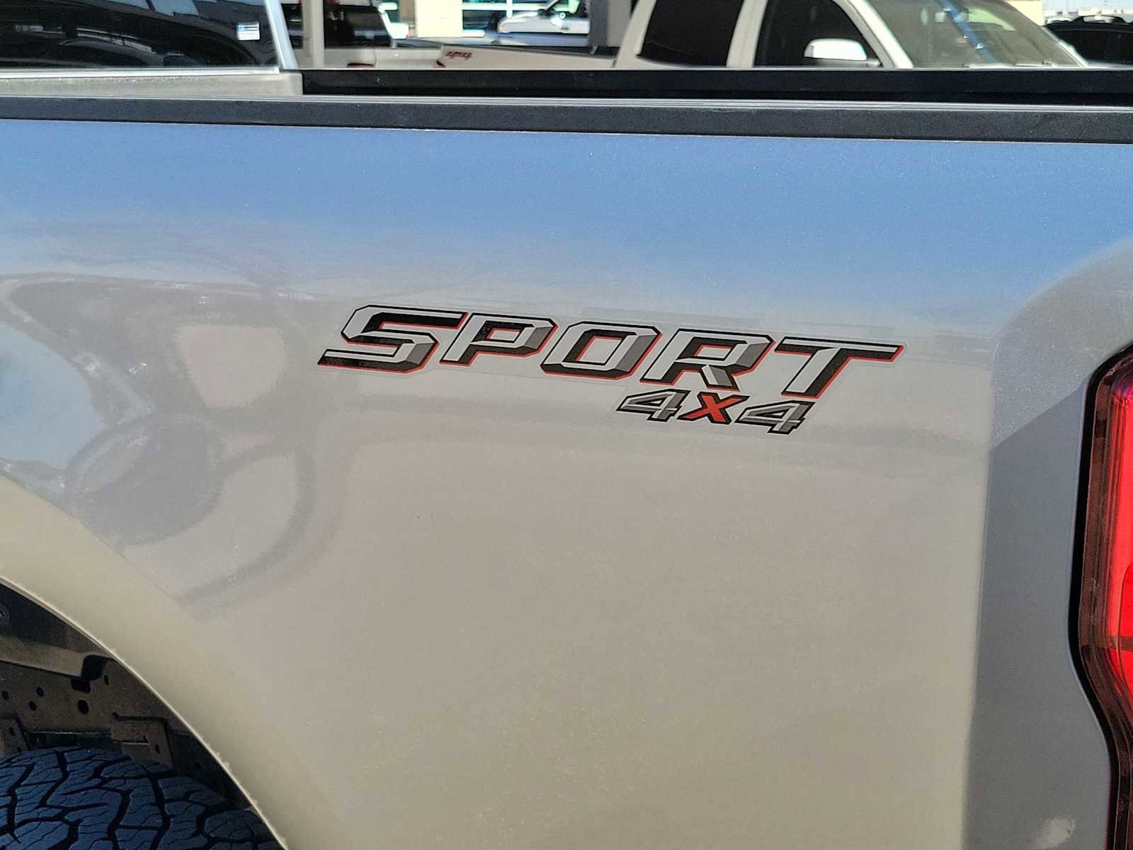 Used 2024 Ford F250 XLT w/ XLT Premium Package image 3