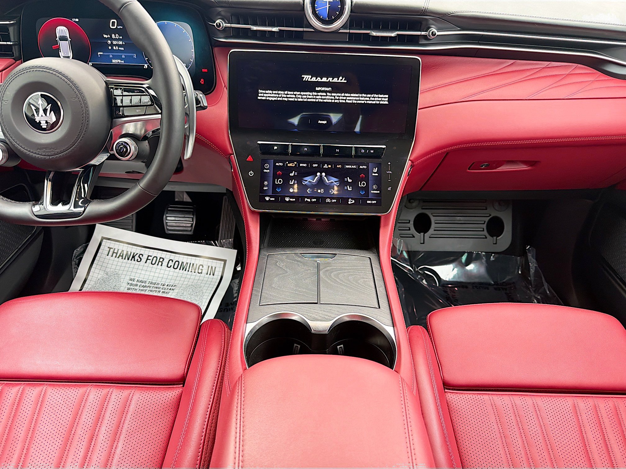 Used 2023 Maserati Grecale Modena AWD/4WD image 18