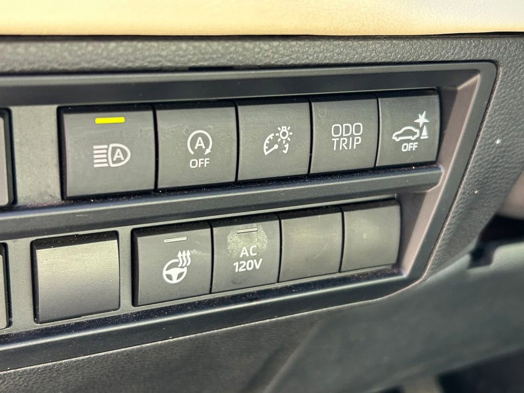 Used 2022 Toyota Tundra 1794 Edition image 29