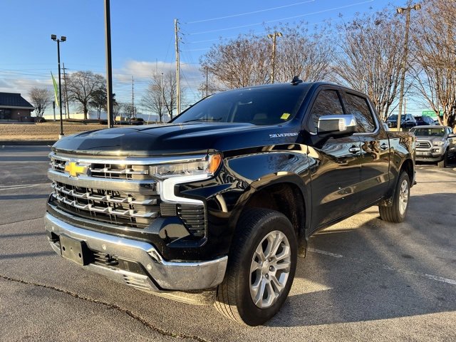 Used 2024 Chevrolet Silverado 1500 LTZ w/ LTZ Convenience Package II image 8