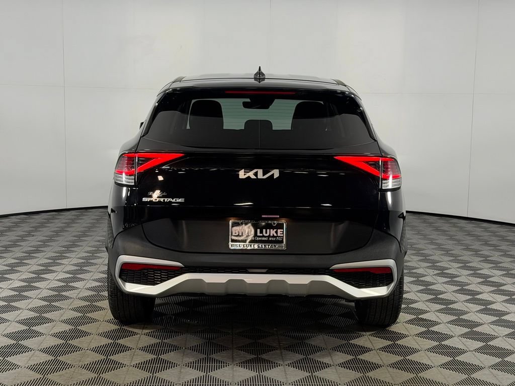Used 2025 Kia Sportage EX FWD image 7