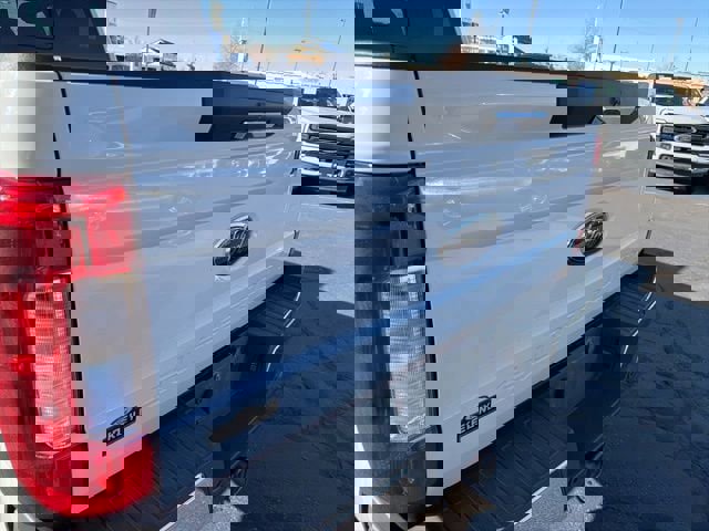 Used 2017 Ford F350 Lariat image 28