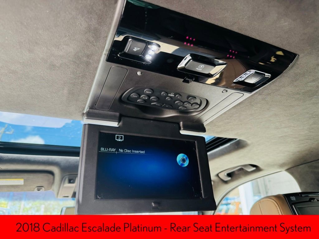Used 2018 Cadillac Escalade Platinum RWD image 16
