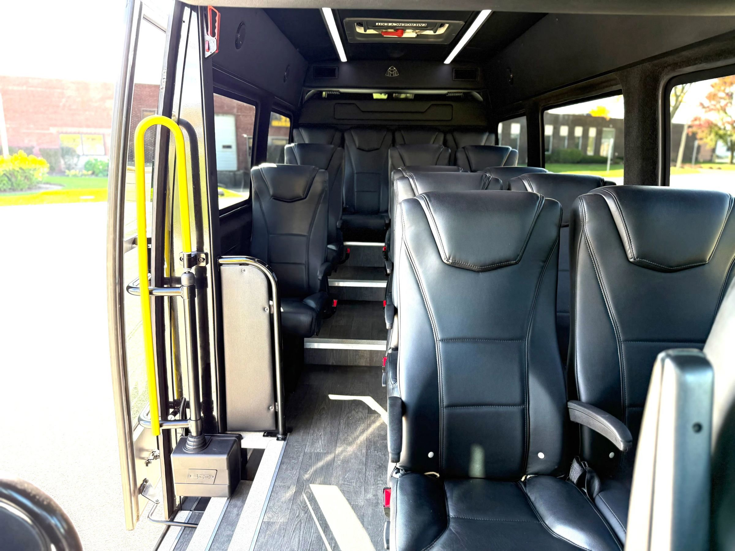 Used 2019 Mercedes-Benz Sprinter 3500 image 14