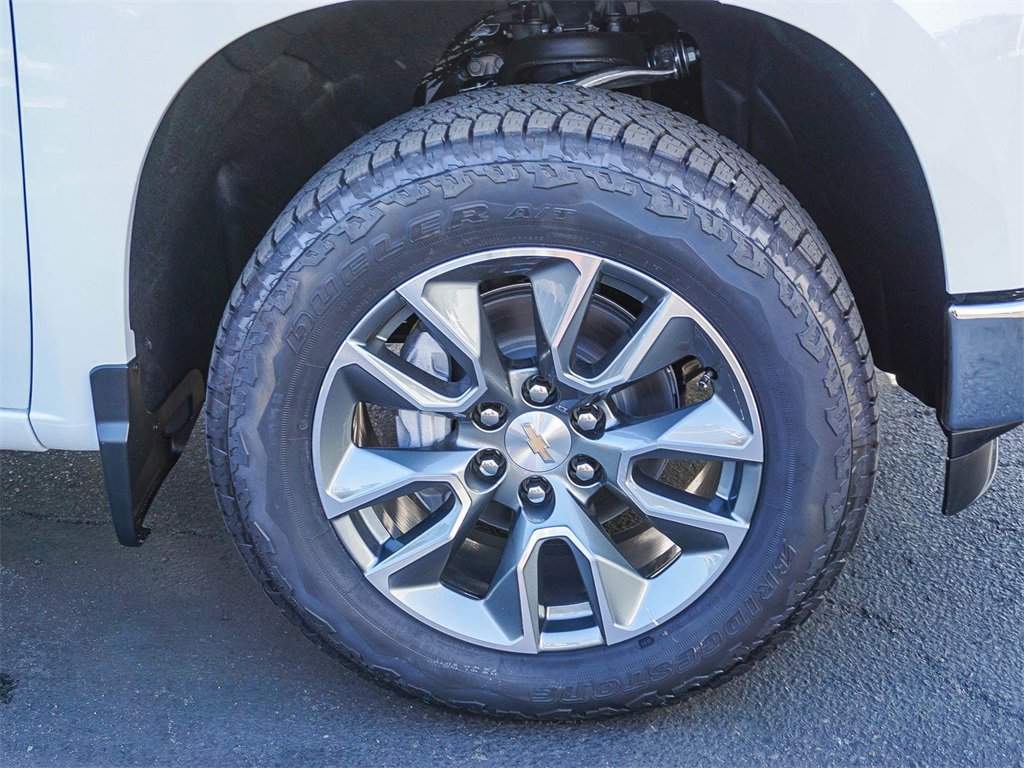 New 2026 Chevrolet Silverado 1500 LT image 9