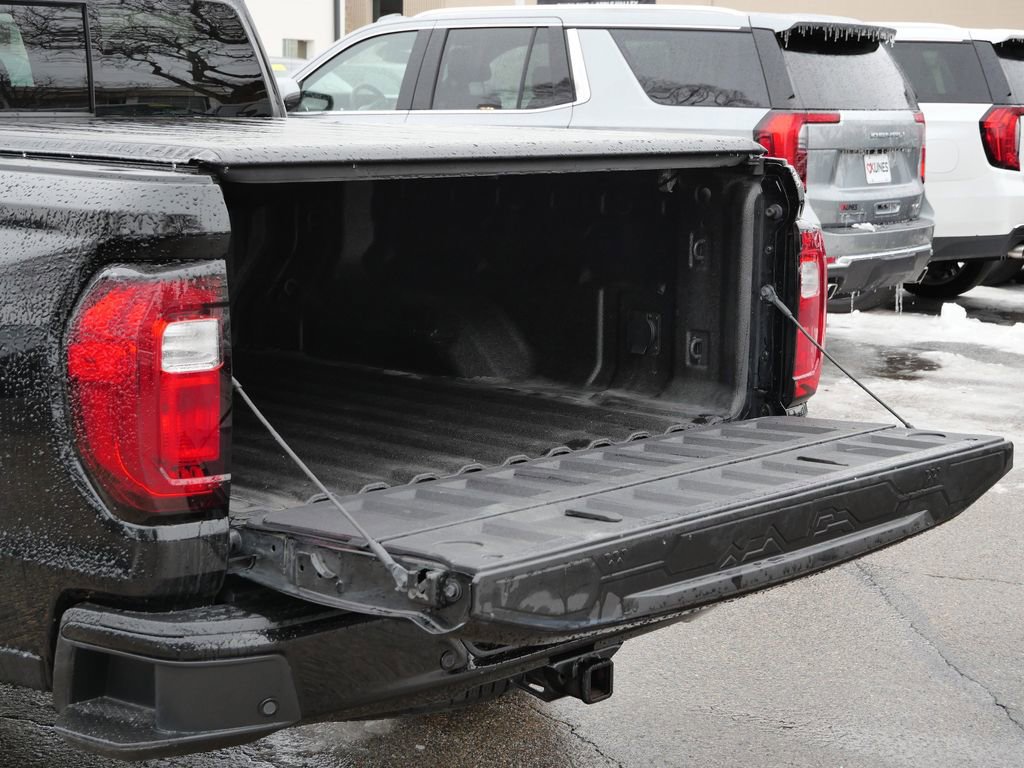 Used 2024 GMC Canyon Denali image 22