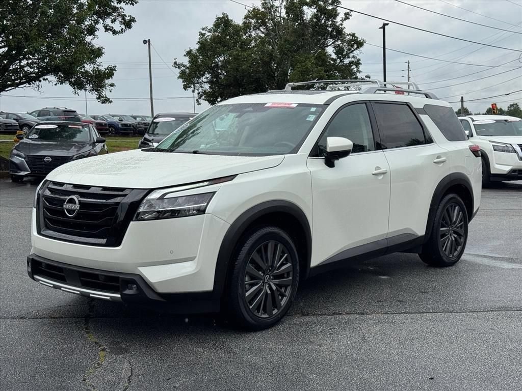 Certified 2022 Nissan Pathfinder SL w/ SL Premium Package FWD image 7