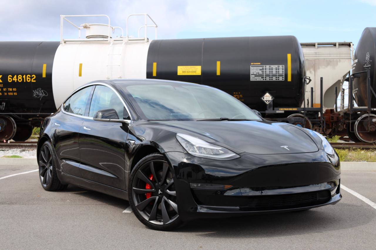 Used 2020 Tesla Model 3 Performance AWD/4WD image 2