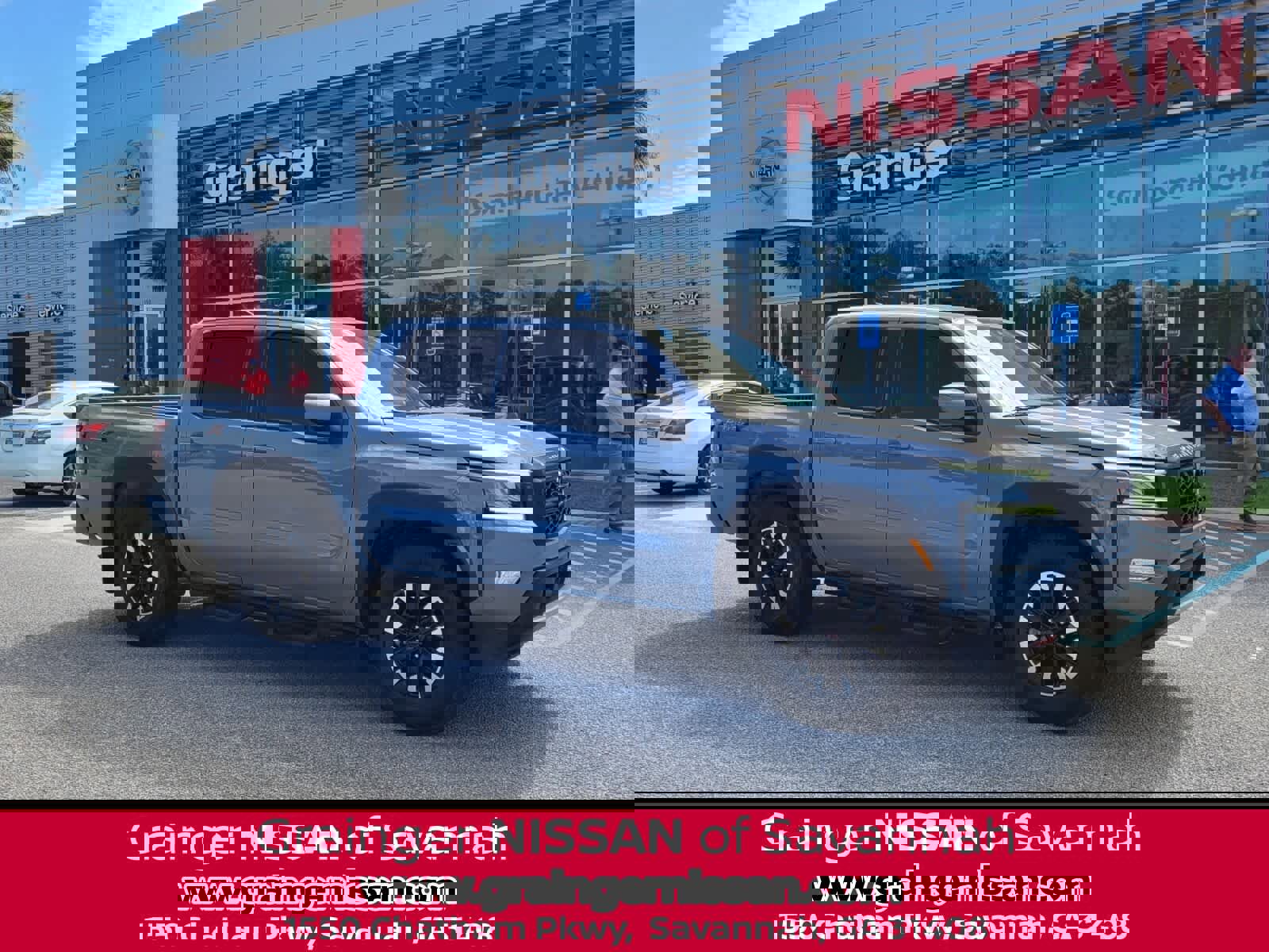 Used 2023 Nissan Frontier Pro-X w/ Pro Convenience Package image 1