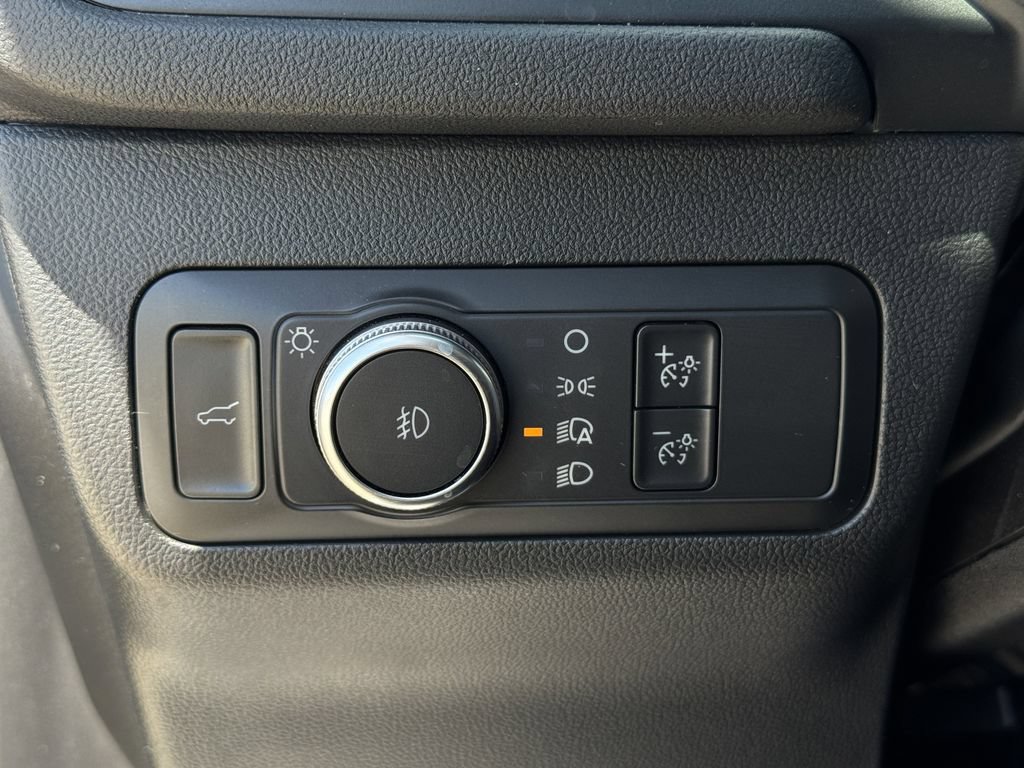 Used 2022 Ford Escape SEL w/ SEL Stealth AWD Package image 22