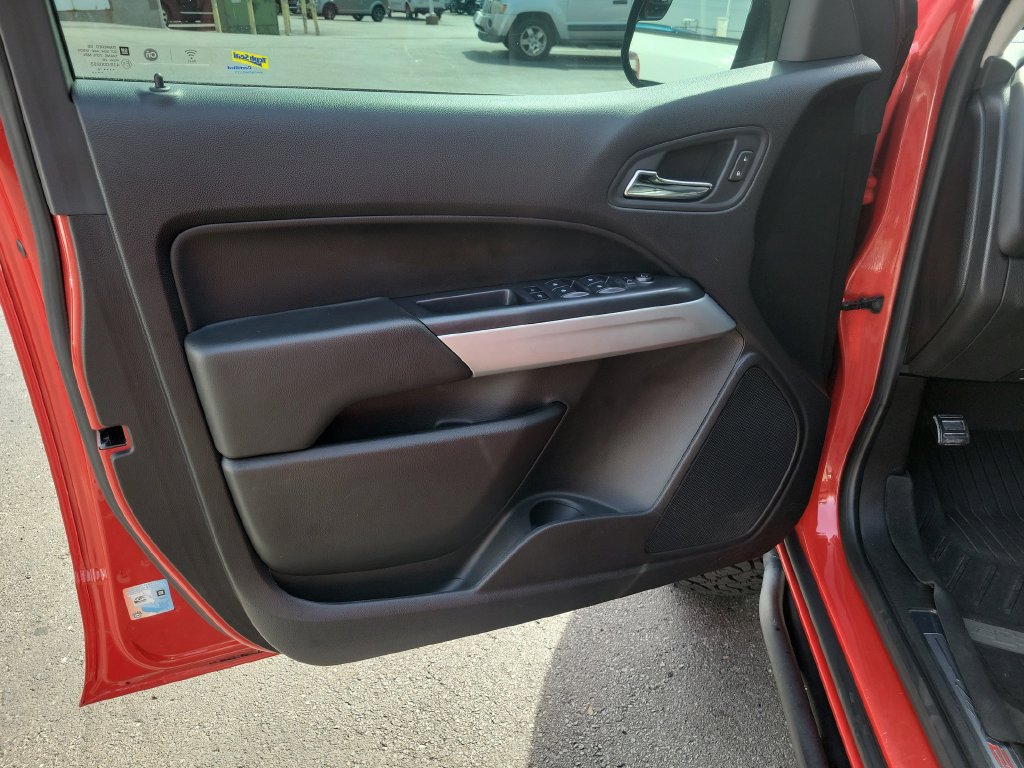 Used 2018 Chevrolet Colorado ZR2 AWD/4WD image 20