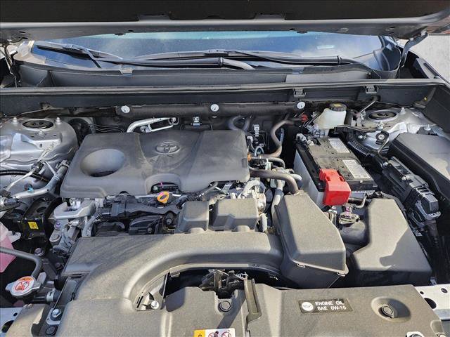 Certified 2025 Toyota RAV4 XLE FWD image 22