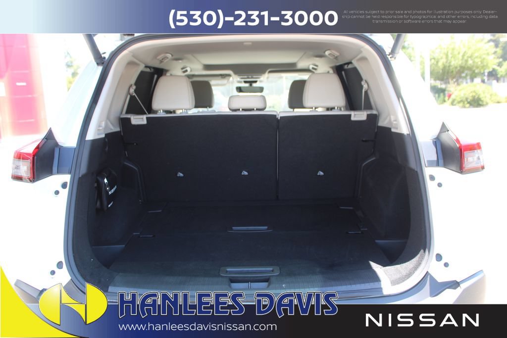 Used 2023 Nissan Rogue SL w/ SL Premium Package FWD image 10