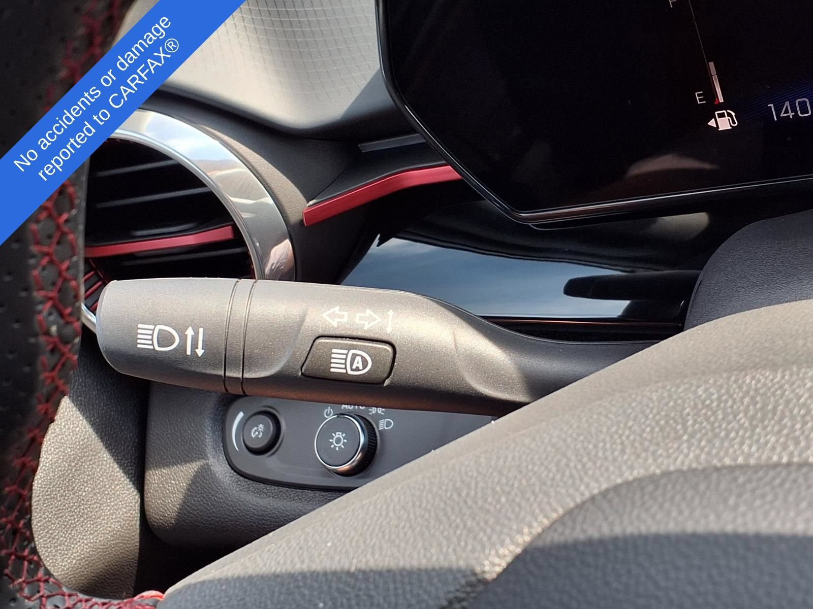 Used 2024 Chevrolet Trax RS w/ Driver Confidence Package FWD image 23