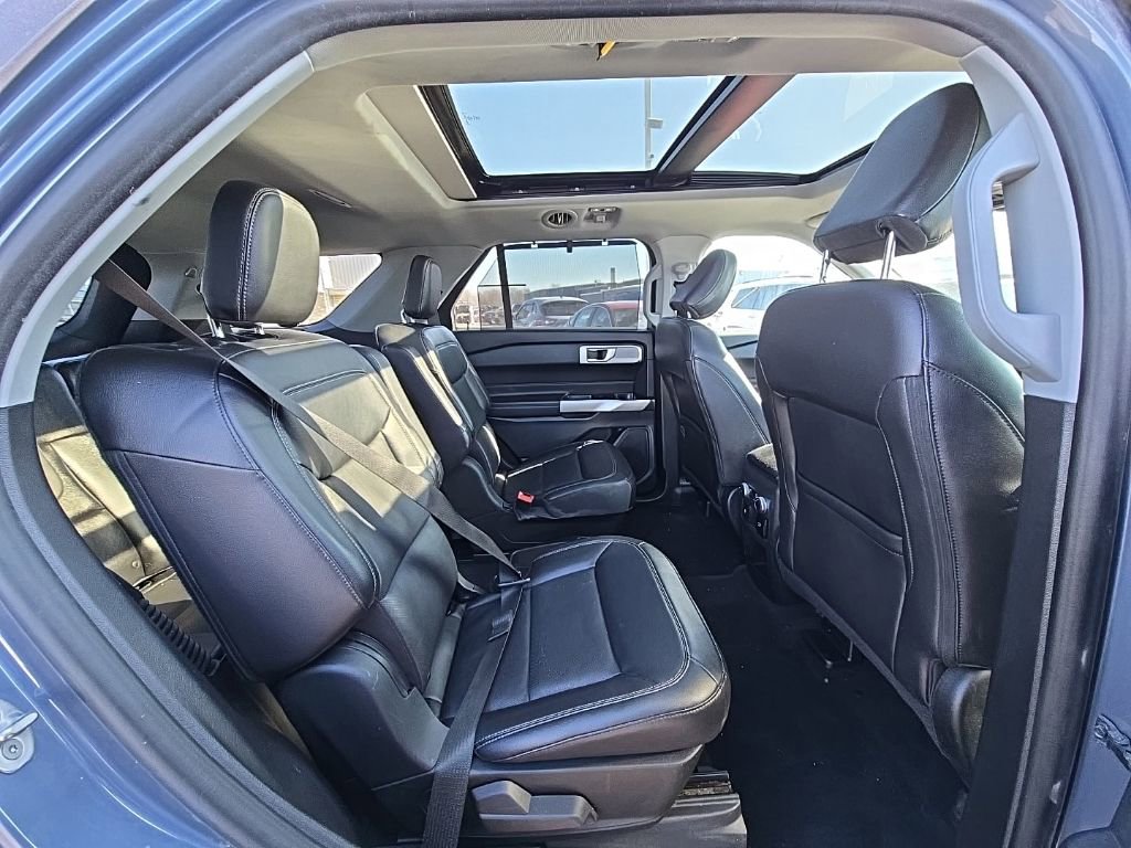 Used 2021 Ford Explorer Limited w/ Equipment Group 301A image 47