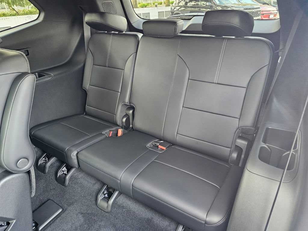 New 2026 GMC Acadia Elevation w/ Elevation Premium Package AWD/4WD image 18