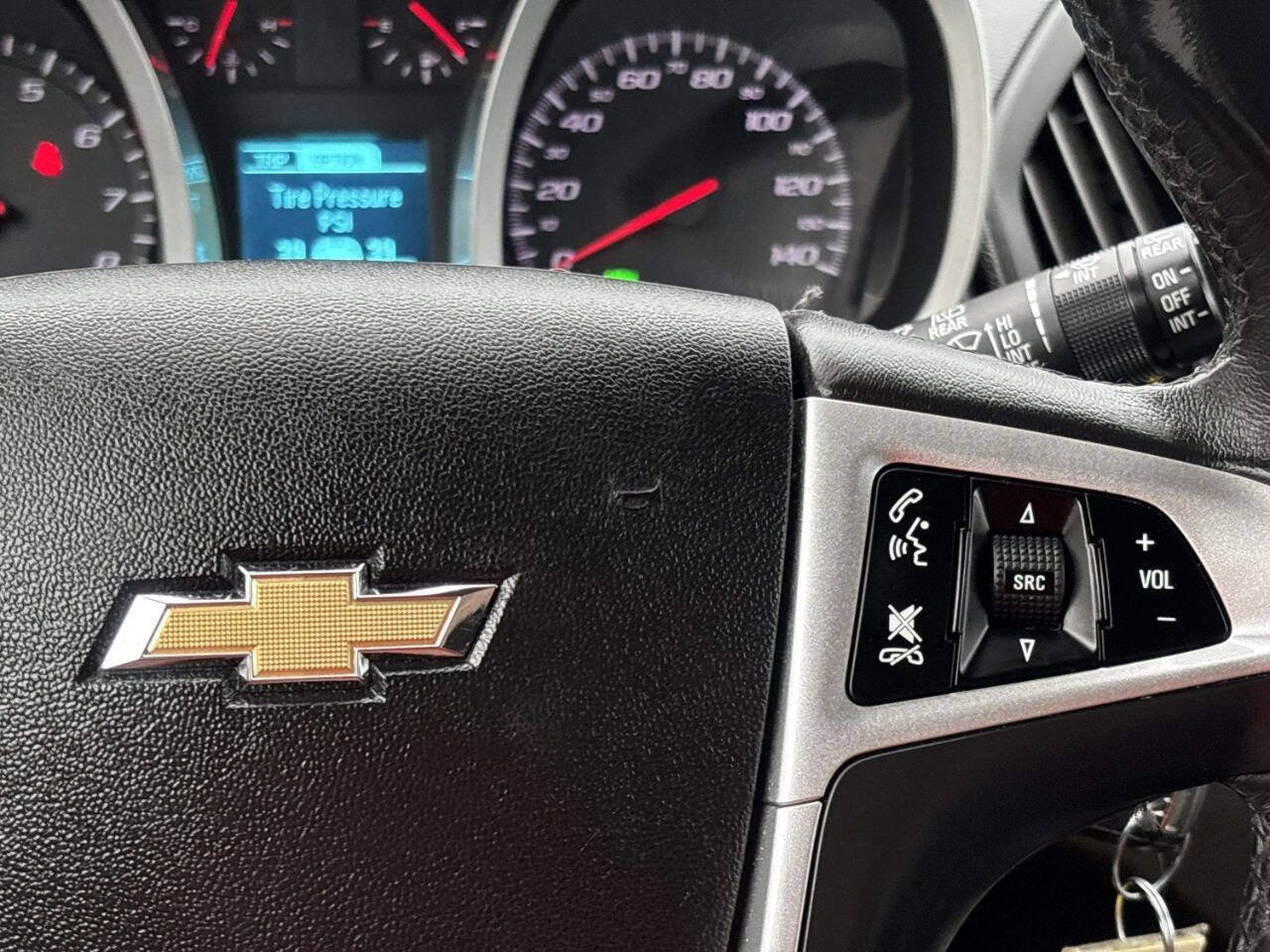 Used 2017 Chevrolet Equinox LT w/ Convenience Package FWD image 29