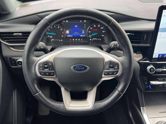 Used 2022 Ford Explorer Limited w/ Limited Technology Package AWD/4WD image 18