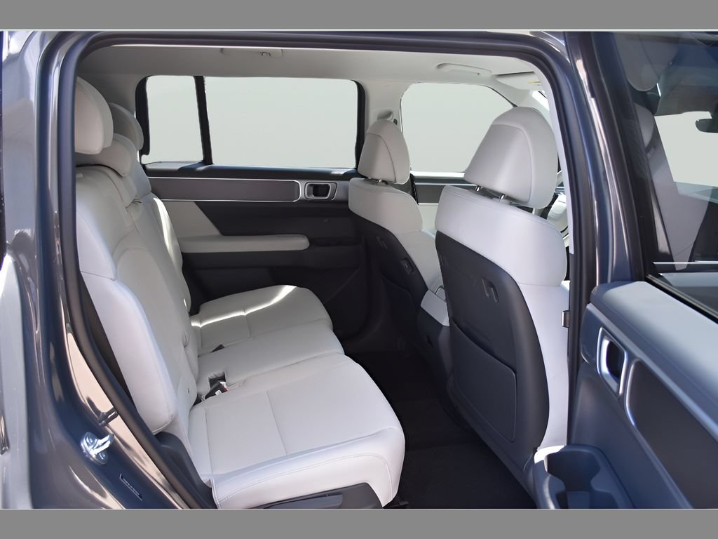 New 2026 Hyundai Santa Fe SE FWD image 15