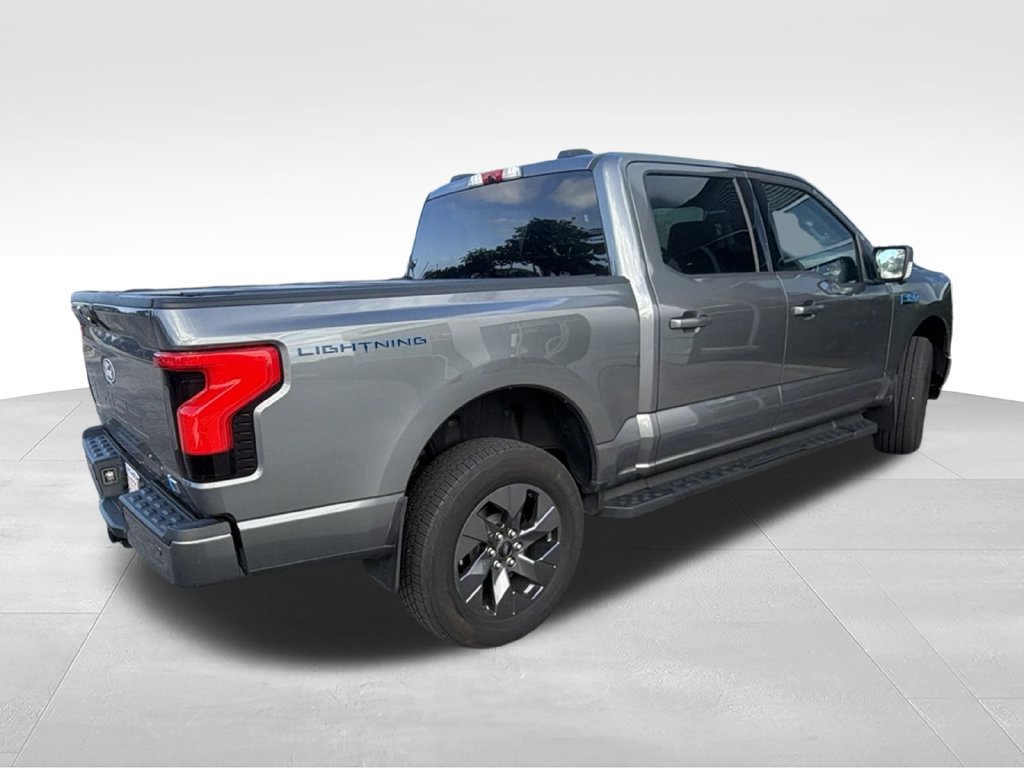 Used 2025 Ford F150 Lightning Flash AWD/4WD image 5