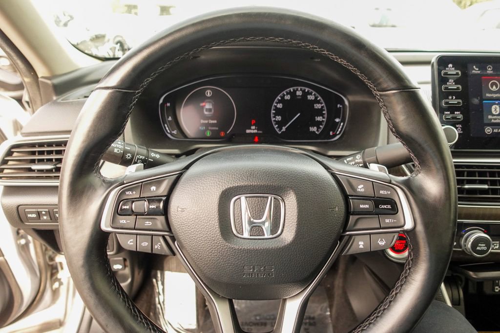 Used 2020 Honda Accord Touring image 12