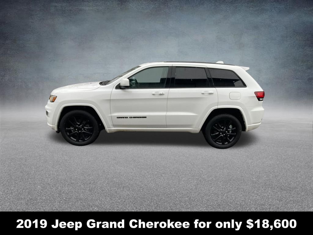 Used 2019 Jeep Grand Cherokee Altitude image 2