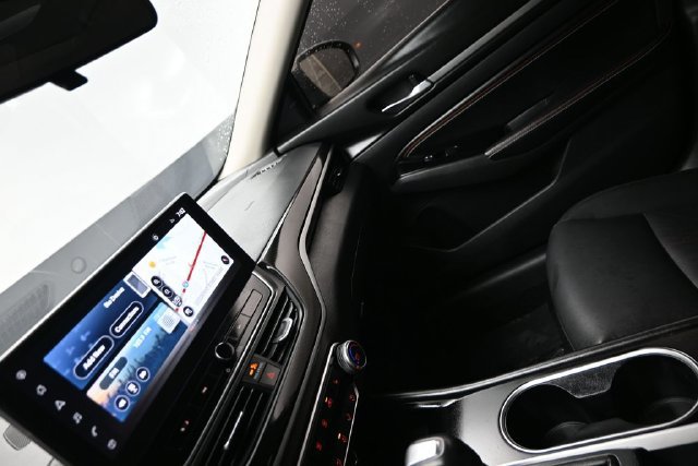 Used 2023 Nissan Altima 2.5 SR w/ SR Premium Package FWD image 22
