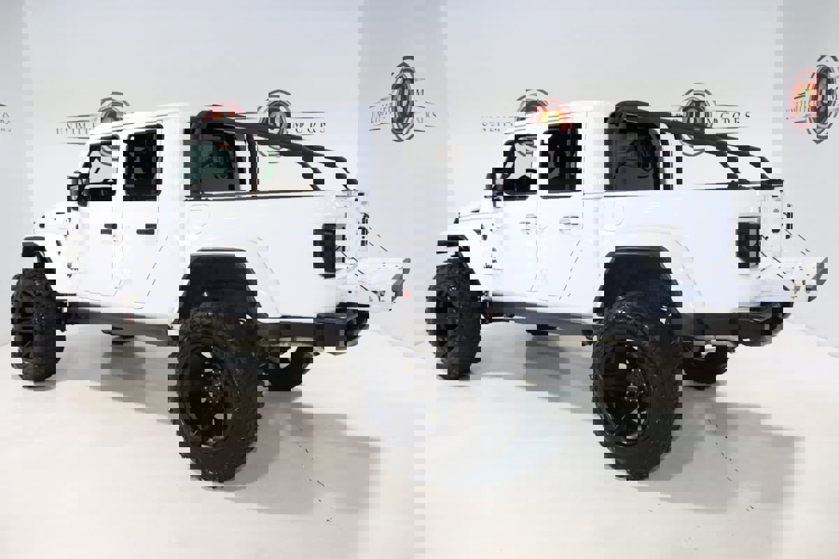 Used 2025 Jeep Gladiator Sport image 37