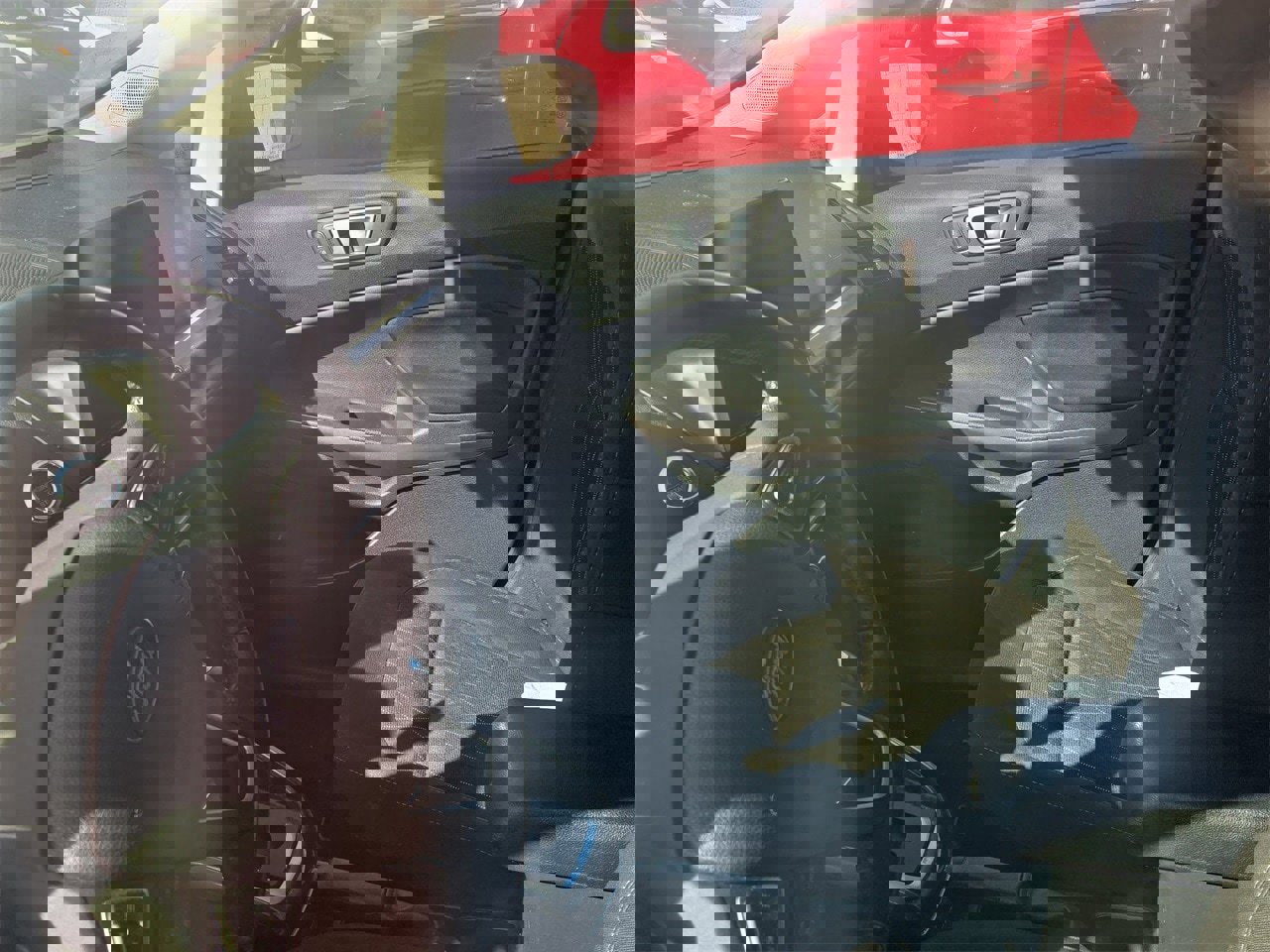 Used 2019 Ford EcoSport SE w/ SE Convenience Package image 13