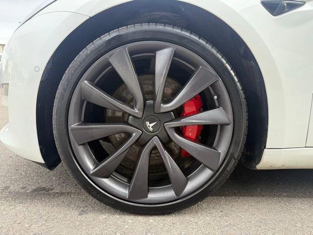 Used 2021 Tesla Model 3 Performance image 4