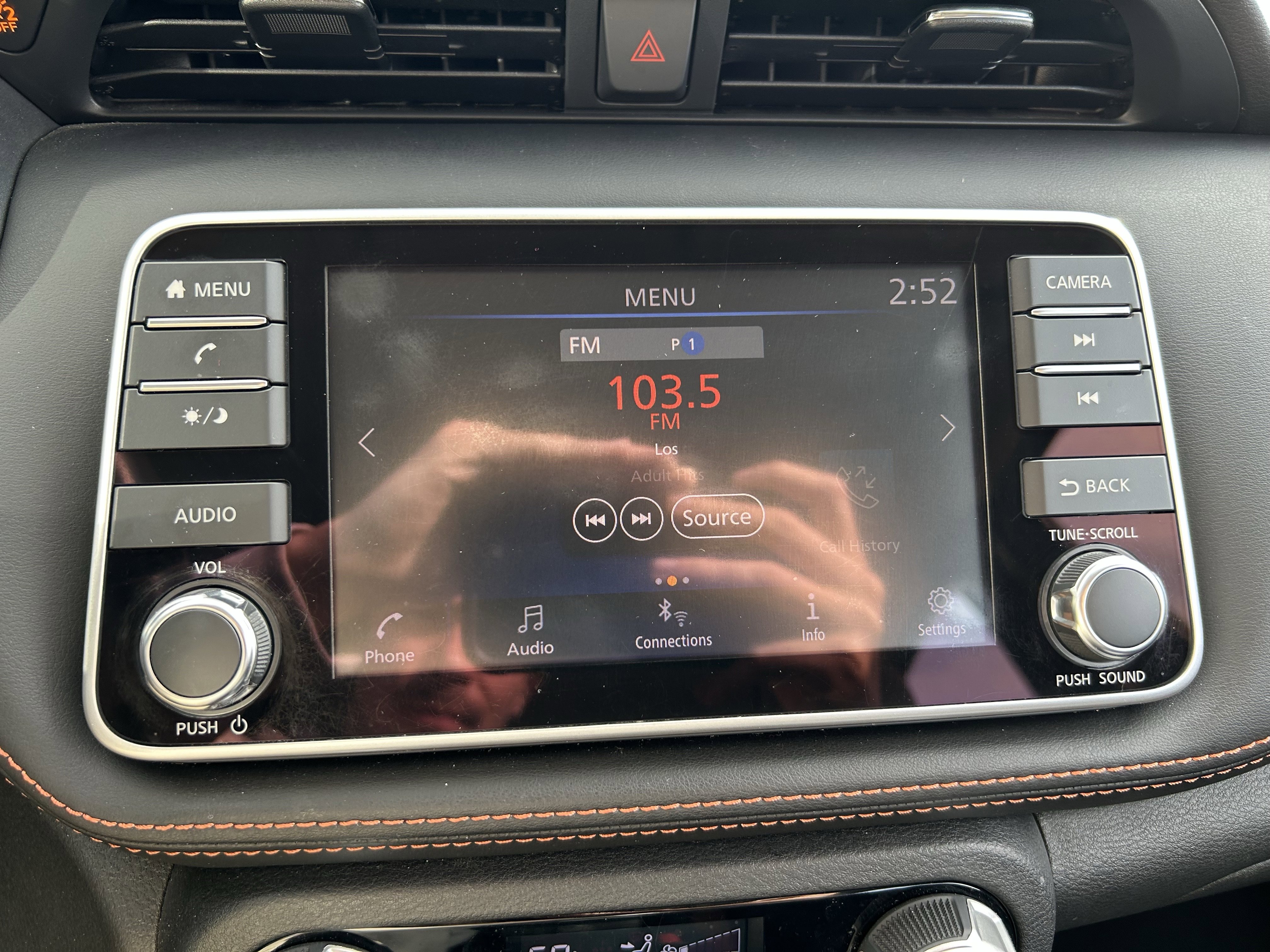 Used 2020 Nissan Kicks SR image 12