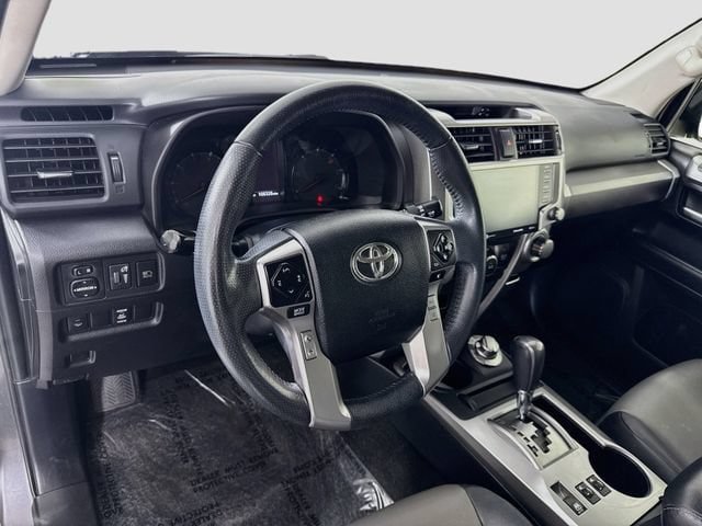 Certified 2021 Toyota 4Runner SR5 Premium w/ Moonroof Package AWD/4WD image 10