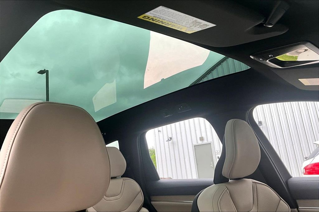 New 2026 Volvo EX90 Plus AWD/4WD image 35