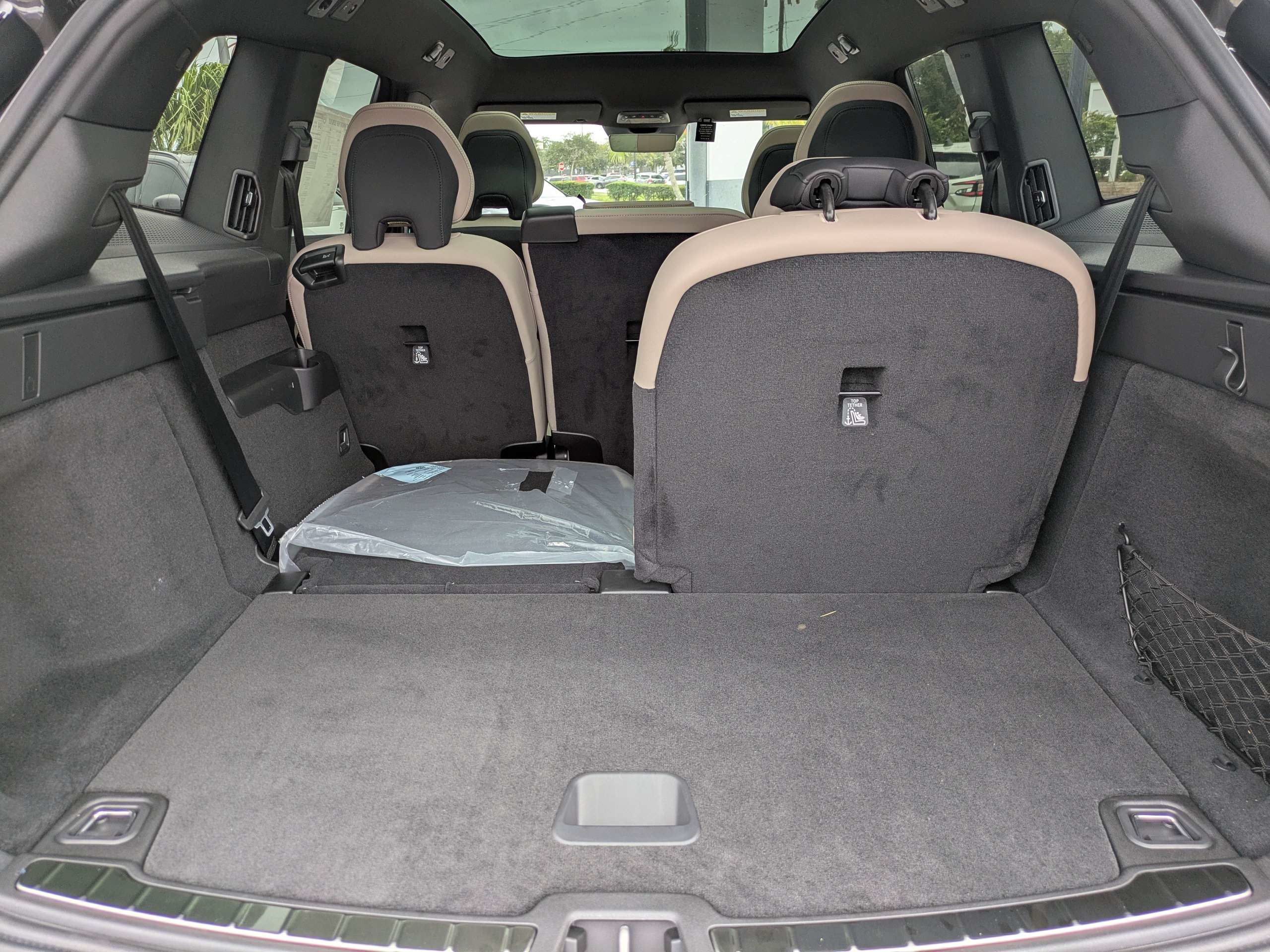 New 2025 Volvo EX90 Plus AWD/4WD image 13